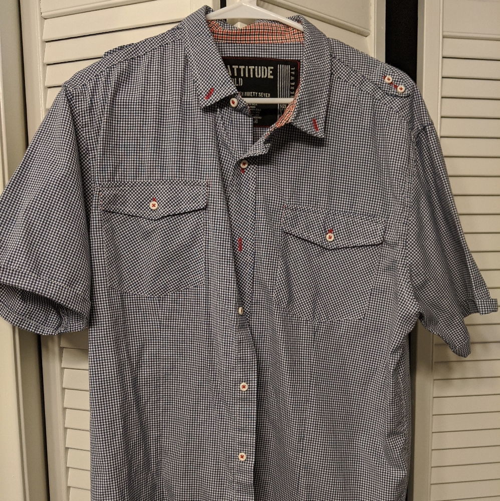 Men's navy and white short sleeve button up
